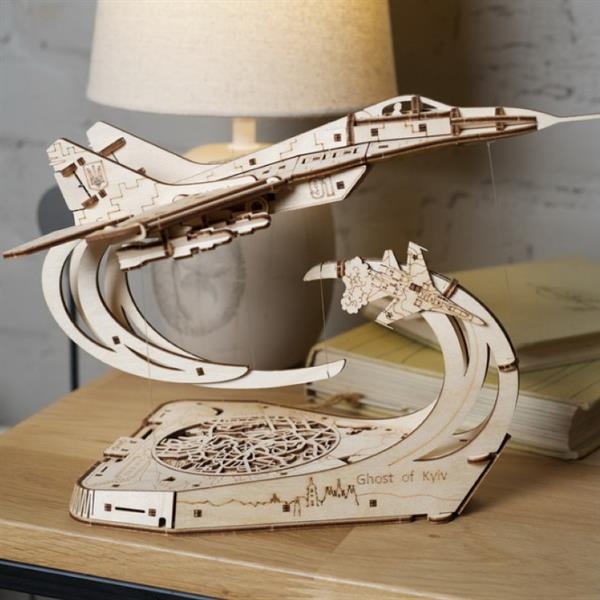Деревянный механический 3D конструктор Ugears Призрак Киева (70191) - Pampik - 7