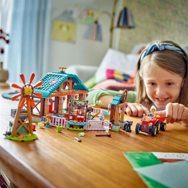 Конструктор LEGO Friends Притулок для сільськогосподарських тварин 489 деталей (42617) - Pampik - 6