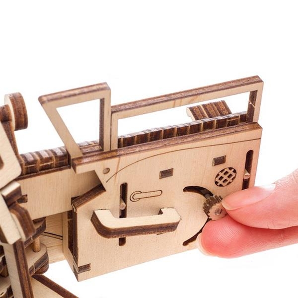 Деревянный механический 3D конструктор Ugears Кабриолет мечты VM-05 (70073) - Pampik - 9