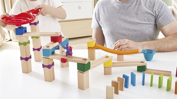 Конструктор-лабиринт Hape Marble Run Гоночная трасса 81 эл. (E1101) - Pampik - 9