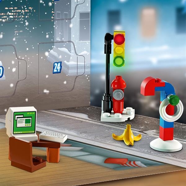 Новорічний адвент-календар 2024 LEGO Marvel Людина-павук 246 деталей (76293) - Pampik - 4