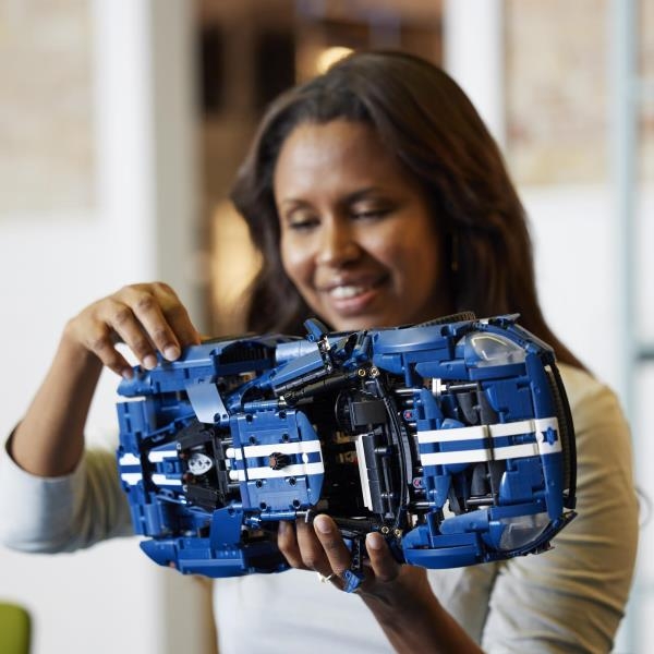 Конструктор LEGO Techniс Ford GT 2022 1466 деталей (42154) - Pampik - 4