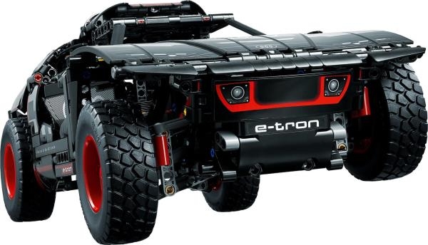 Конструктор LEGO Technic Audi RS Q e-tron 914 деталей (42160) - Pampik - 6