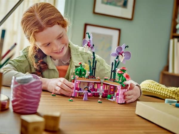 Конструктор LEGO Disney Princess Квітковий горщик Ізабели (43237) - Pampik - 8