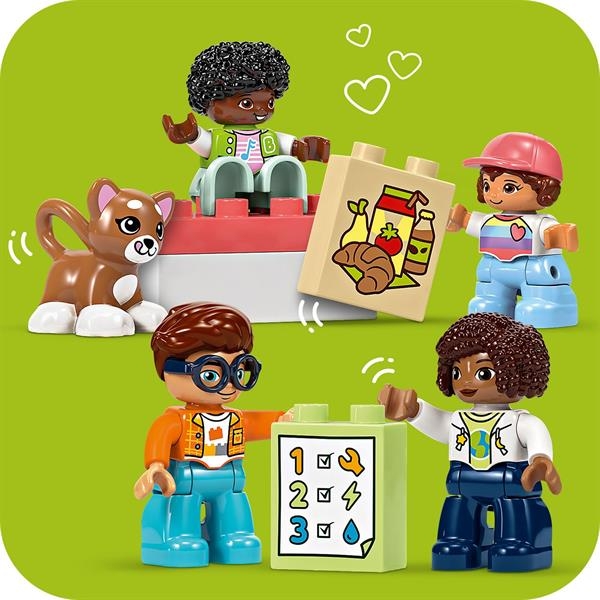 Конструктор LEGO DUPLO Town Большой интерактивный общественный поезд 103 детали (10428) - Pampik - 5