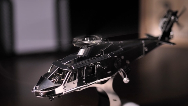 Колекційна модель-конструктор Metal Time Lifting Spirit Вертоліт механічний (MT027) - Pampik - 16