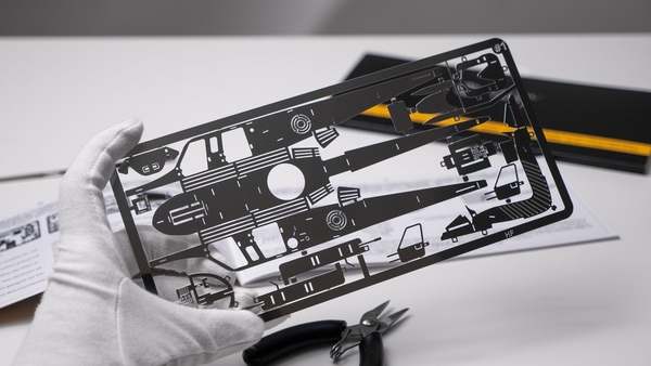 Колекційна модель-конструктор Metal Time Lifting Spirit Вертоліт механічний (MT027) - Pampik - 17