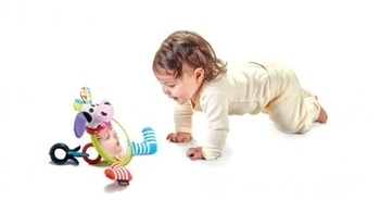 Іграшка на коляску Yookidoo Моє перше дзеркальце Корівка (40144) - Pampik - 3