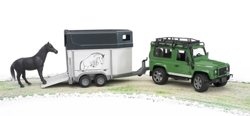 Джип Bruder Land Rover Defender, с прицепом для перевозки лошадей (02592) - Pampik - 3