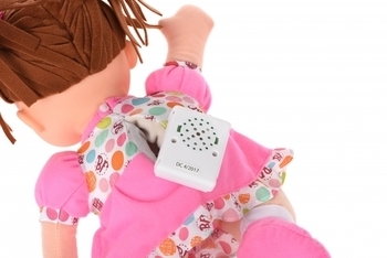 Лялька Baby's First Little Talker Брюнетка, 33 см (71230-2) - Pampik - 3