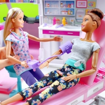 Ігровий набір Barbie Рятувальний центр (FRM19) - Pampik - 8