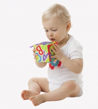 Игрушка-прорезыватель Playgro Кубик (25239) - Pampik - 2