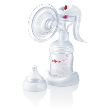 Ручной молокоотсос Pigeon с бутылочкой (26488) - Pampik