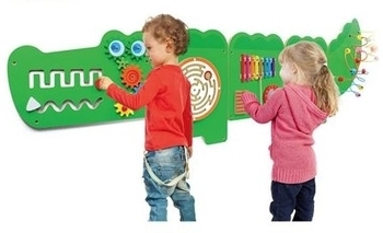 Настінна іграшка-бізіборд Viga Toys Крокодил (50346) - Pampik - 4