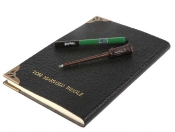 Блокнот Wizarding World Щоденник Тома Редла, з ручкою і ліхтариком (WW-1025) - Pampik