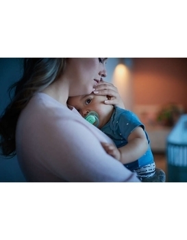 Пустушка для хлопчика Philips Avent Air Нічна, 6-18 місяців, 2 шт. (SCF376/21) - Pampik - 4