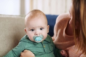 Пустушка Philips Avent (6-18 міс.), м'яка, 2 шт., для хлопчиків (SCF226/22) - Pampik - 4