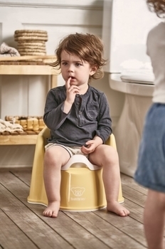 Крісло-горщик BabyBjorn Potty Chair, жовтий з білим (55266) - Pampik - 2