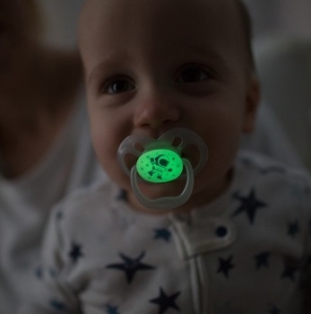 Пустушка Dr. Brown's Advantage, з підсвічуванням, 6-12 міс., блакитний, 2 шт. (PA22004-INTLX) - Pampik - 4