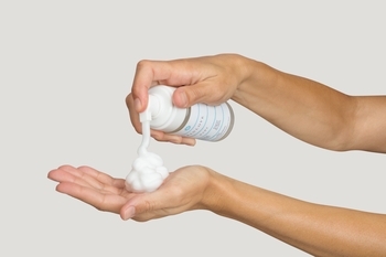 Детская очищающая пена для волос и тела Skinlove, на безмыльной основе, 125 мл - Pampik - 2