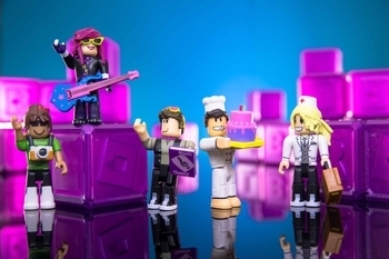 Игровая фигурка-сюрприз Roblox Mystery Figures Amethyst S3 (19815R) - Pampik - 6