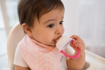 Силиконовый ниблер Dr. Brown's, для введения прикорма, розовый (TF005-P3) - Pampik - 4