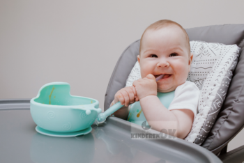 Силіконова тарілка на присоску Kinderenok Happy Meal, блакитний (221113) - Pampik - 8