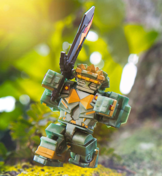 Ігрова колекційна фігурка Jazwares Roblox Core Figures Fantastic Frontier Guardian Set W8 (ROB0329) - Pampik - 3