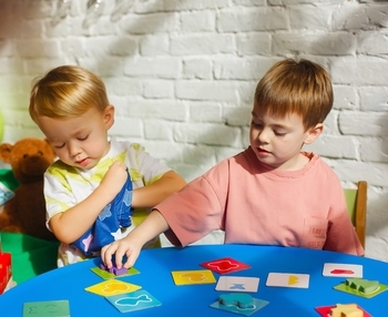 Дерев'яні фігурки в мішечку Vladi Toys Кольори та форми (ZB2001-01) - Pampik - 3