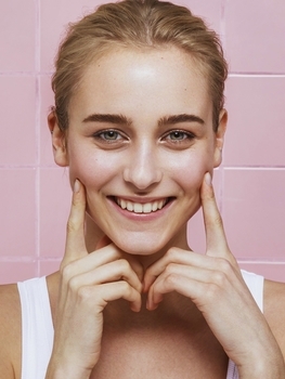 Скраб для лица Nivea Очищение и гладкость, с био-черникой и органическим рисом, 75 мл - Pampik - 7