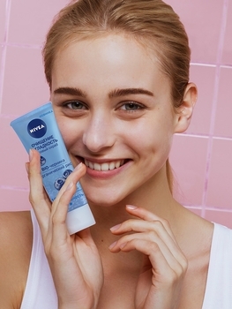 Скраб для лица Nivea Очищение и гладкость, с био-черникой и органическим рисом, 75 мл - Pampik - 4