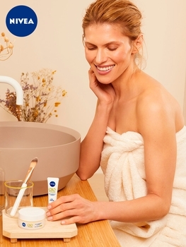 Крем Nivea для контурів очей проти зморшок Q10 plus, 15 мл - Pampik - 7