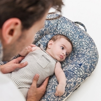 Матрац-кокон DockATot Deluxe + Pink & Rose, 0-8 міс., синій (EU10367) - Pampik - 5