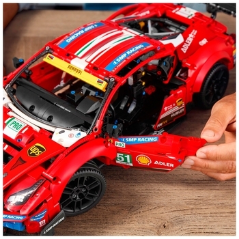 Конструктор LEGO Technic Ferrari 488 GTE AF Corse 51, 1677 дет. (42125) - Pampik - 8