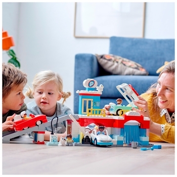 Конструктор LEGO DUPLO Гараж і автомийка, 112 деталей (10948) - Pampik - 8