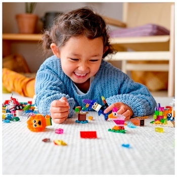 Конструктор LEGO Classic Прозрачные кубики для творчества, 500 деталей (11013) - Pampik - 14