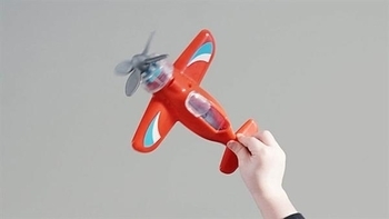 Игрушечный самолет Fat Brain Toys Playviator Крутись пропеллер, красный (F2261ML) - Pampik - 11