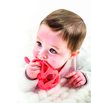 Силиконовый прорезыватель Nuby Tuggy Teething Ball Мячик, красный (6836red) - Pampik - 3