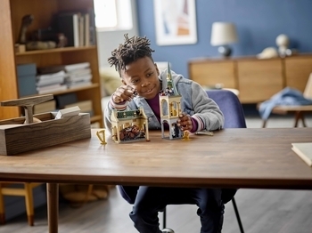 Подарунок. Конструктор LEGO Harry Potter Гоґвортс: зустріч із Флафі (76387) - Pampik - 7