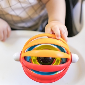 Игрушка на присоске Baby Einstein Sticky Spinner (11522) - Pampik - 4