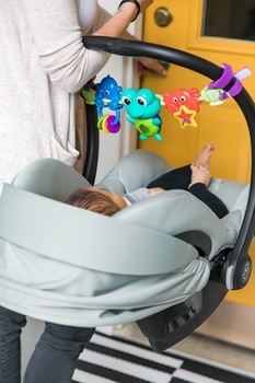 Іграшка на автокрісло Baby Einstein Neptune (11957) - Pampik - 4