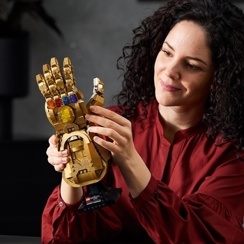 Конструктор LEGO Super Heroes Marvel Рукавичка нескінченності, 590 деталей (76191) - Pampik - 7