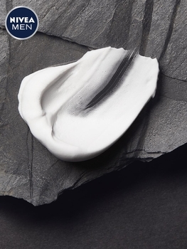 Відновлювальний піна для гоління Nivea Men для чутливої ​​шкіри, 200 мл - Pampik - 2