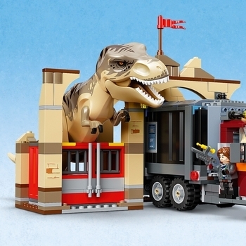Конструктор LEGO Jurassic World Втеча тиранозавра і атроцираптора (76948) - Pampik - 5