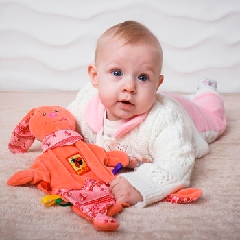 Набір Масік: іграшка-обнімашка і іграшка-забавка з прорезивателей Зайчик (МС 150401-04) - Pampik - 6