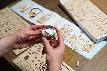 Механічний 3D-пазл Ukrainian Gears Гексапод Дослідник, 388 ел. (70158) - Pampik - 15