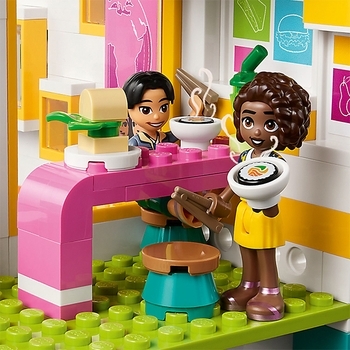 Конструктор LEGO Friends Хартлейк-Сити: международная школа, 985 деталей (41731) - Pampik - 5