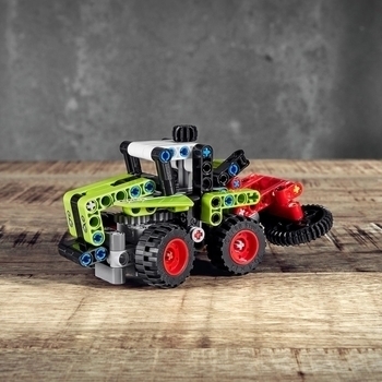 Подарунок. Конструктор LEGO Technic Mini CLAAS XERION, 130 деталей (42102) - Pampik - 10