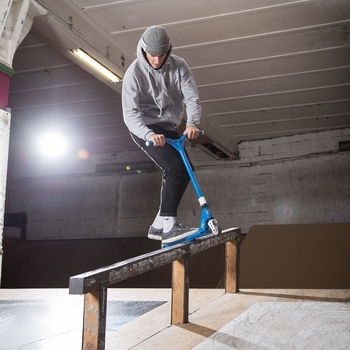 Уцінка. Самокат Micro Trixx & Ramp, синій (SA0184) - Pampik - 5