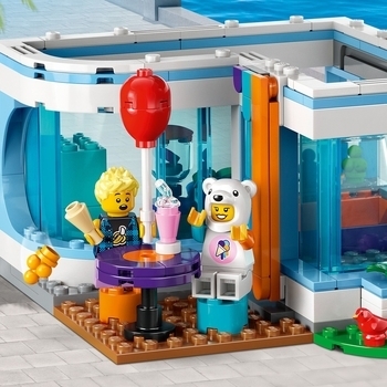 Конструктор LEGO City Крамниця морозива, 296 деталей (60363) - Pampik - 6